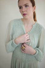 Load image into Gallery viewer, 1930's Mint Dressing Gown